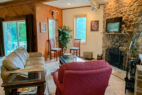 Private Deck & Dock: Home on Lake Hamilton! - Image 3
