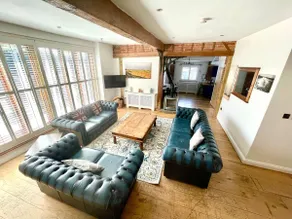The Cart Lodge at Lee Wick Farm Cottages & Glamping - Image 4