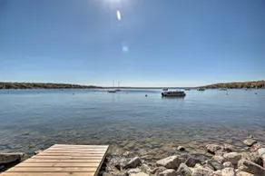Luxe Lake Geneva Retreat in Downtown! - Image 2