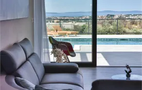 Gorgeous Home In Kucine - Image 4