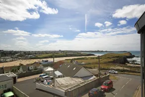 Zenith 16 at Porth - Image 3