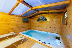 Nicole's garden villa - Image 2