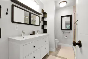 340C - Modern 2BR/2BA Near Evert Tennis - Image 4
