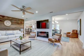 Artistic Escape - 2BR/2Bath - Dog Friendly - Image 4