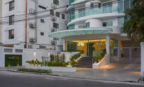 UPSCALE 1BR, near BLUE MALL | ROOFTOP| YellowKey - Image 5