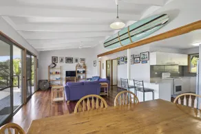 Cocomo | 3 Bedroom, 2 Bathroom, Sleeps 6 - Image 4