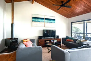 Beach Buoys | 4 Bedroom, 2 Bathroom, Sleeps 8 - Image 2