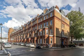 JOIVY Lovely flat in Chelsea - Image 3