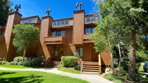 Snowflower 74 Spacious Condo with Great Complex Amenities, On The Shuttle Route by RedAwning - Image 3