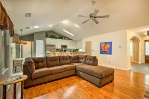 Charming Waldo Getaway Near Lake Santa Fe! - Image 5