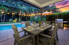 Tropical Escape - Surf Chic Lux Salt Pool & Spa King Beds! - Image 4