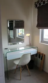 Luxury-Apartment-En-suite bathroom - Image 5