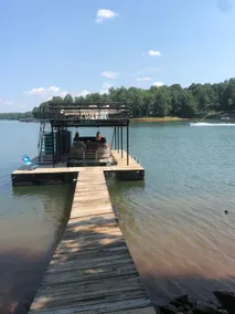 Hartwell Lake Home Big Swim Dock.Fisherman welcome - Image 4