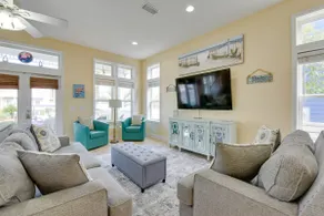 Santa Rosa Beach House w/ Spacious Deck - Image 3