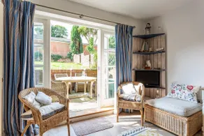 2 Elgin House - Image 3