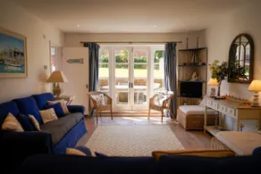 2 Elgin House - Image 5