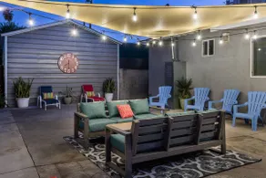 *Modern 4BR Close to Universal* + Great BBQ Area! - Image 2