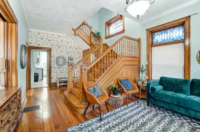 Convenient Cincy Boho Large Group Vacation Rental - Image 3
