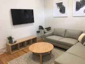 The Wright CBD 2 Bedroom - Image 4