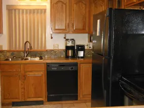 Perfect Little Cabin for Escaping to the Mountains - Image 3