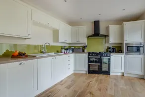 4 Bed in Gayle oc-ds950 - Image 2