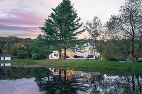 The Villa - Industrial Farmhouse with Hot Tub - Image 3