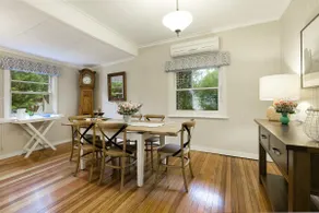 The Sandpiper - 250m from the bay beach. - Romantic Cottage Escape - Image 5
