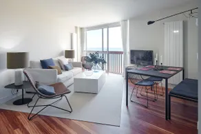 UNBEATABLE SEAFRONT BRAND NEW APARTMENT - Image 3