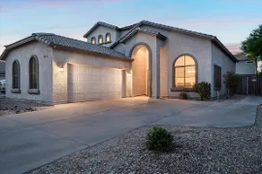 Surprise Paradise Heated Pool Pet Friendly - Image 5
