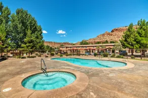 Kanab Condo w/ Pool & AC < 1 Mi to Attractions! - Image 2