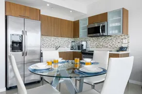 Colorful and modern Ocean View Condo for 6. - Image 5