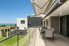 Beachside Retreat - Image 2