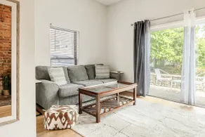 Mt. Adams 2BR Great Location! Steps from Monastery - Image 3