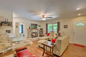 NUEVO-Acogedora casa con cubierta por Beech Mountain Skiing + Golf - Image 3
