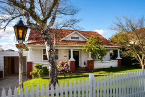 Fontaine - Stunning 4 bedroom with Free Wifi! - Image 5