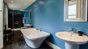 The Orchard House - Image 4