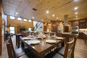 Maple Leaf Lodge in Hochatown/Broken Bow, OK - Image 5