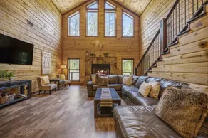 Maple Leaf Lodge in Hochatown/Broken Bow, OK - Image 2