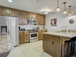 Seasons at Sandpoint - Corner Condo w / Rare Access from Lanai - Image 5