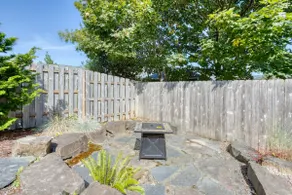 Modern Seaside townhome with easy beach access, fi - Image 3