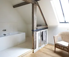 Pear Tree-Country House-Romantic-Bathroom - Image 3