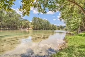 RR 1324 Guadalupe River Retreat - Image 3