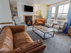 Captains House - Image 3