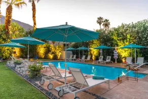 Oasis With Picturesque Views in Prime Location - Image 4