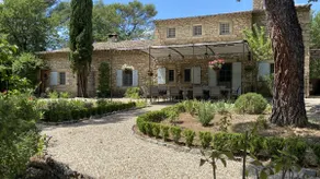 Mas de Veroncle, pool and tranquility in Gordes - Image 4