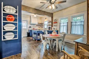 Remodeled Historic Farmhouse ~ 20 Mi to KC! - Image 2