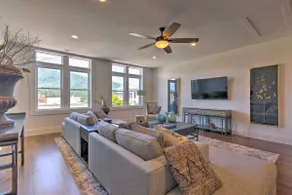 Modern Main St. Apt in Downtown Waynesville! - Image 5