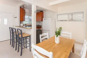 Sweet Little Beach Cottage - Image 2