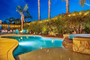 Bliss: Pool, Spa, Pool Table, Ping Pong, Fire Pit! - Image 3