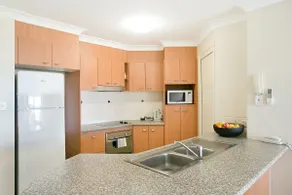 Sandcastles GoldCoast - 2 Bedroom Apt Min 7 Night+ - Image 5
